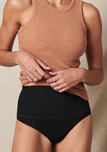Postpartum Compression Underwear – High-Waisted Recovery Panties